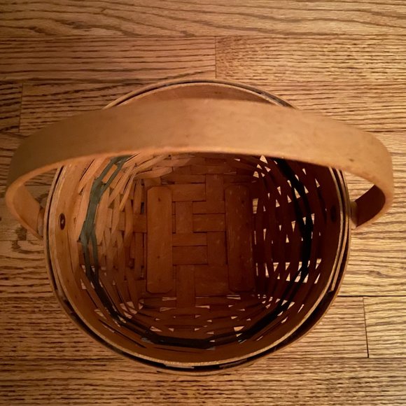 1994 Longaberger Jingle Bell Basket with original pamphets, liner and protector - Picture 3 of 13